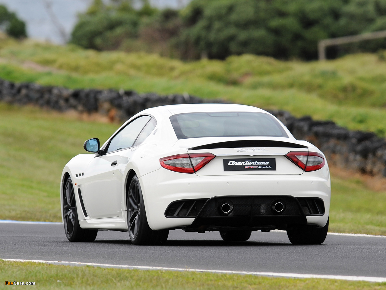 Pictures of Maserati GranTurismo MC Stradale AU-spec 2010–13 (1280 x 960)