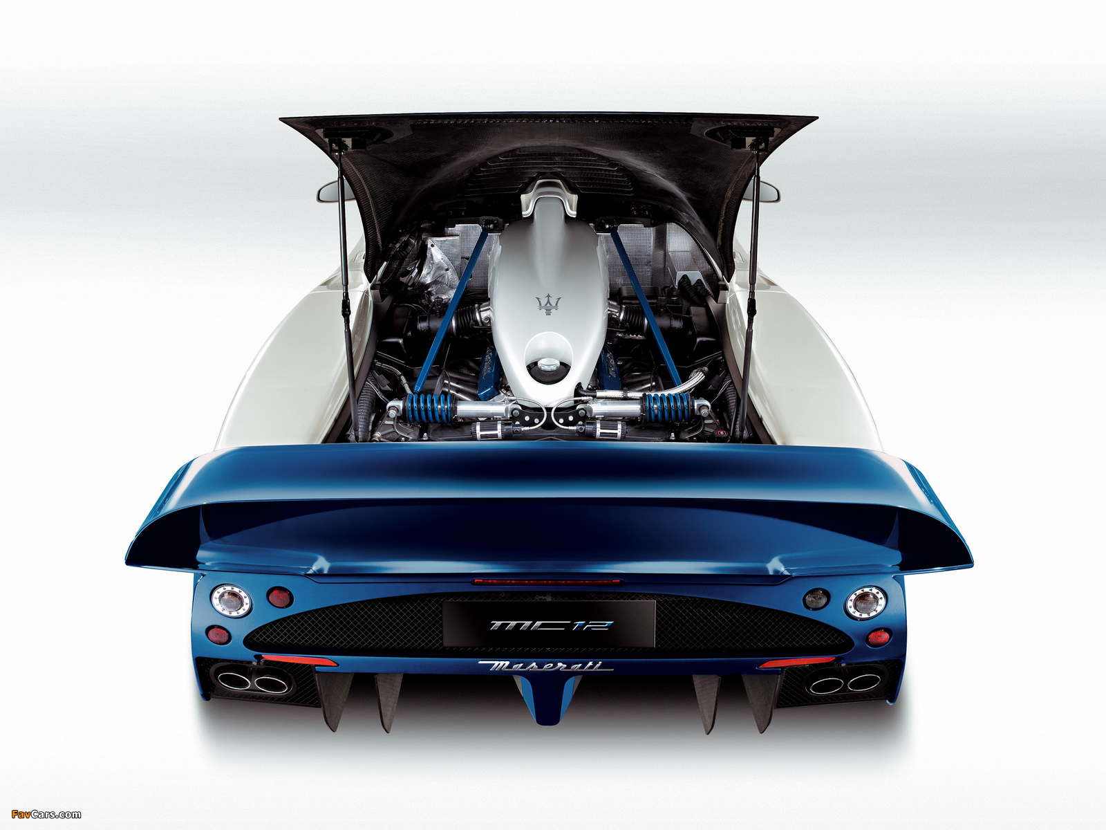 Pictures of Maserati MC12 2004–05 (1600 x 1200)