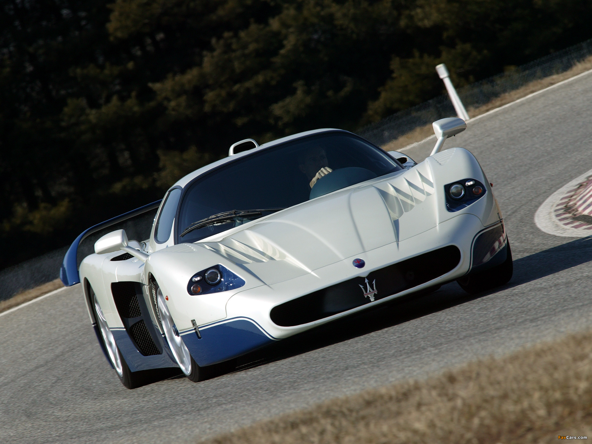 Maserati MC12 2004–05 wallpapers (2048 x 1536)