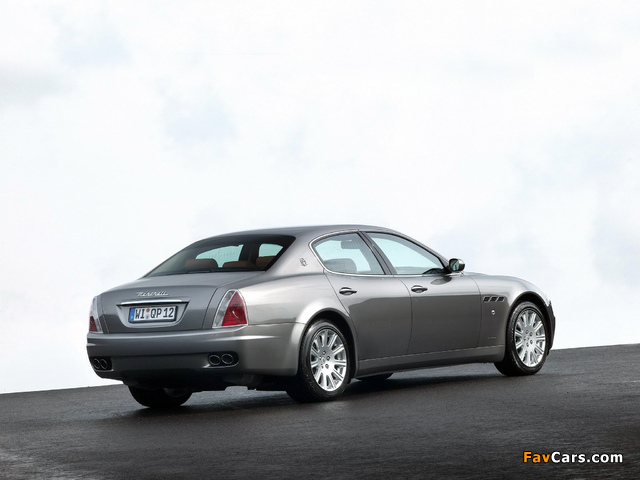 Maserati Quattroporte (V) 2004–08 pictures (640 x 480)