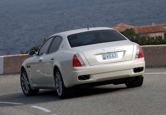 Maserati Quattroporte Automatic (V) 2005–08 wallpapers