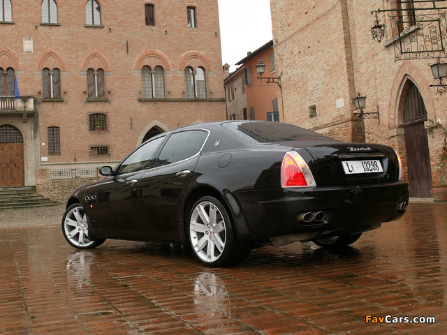 Maserati Quattroporte Sport GT (V) 2006–08 images (640 x 480)
