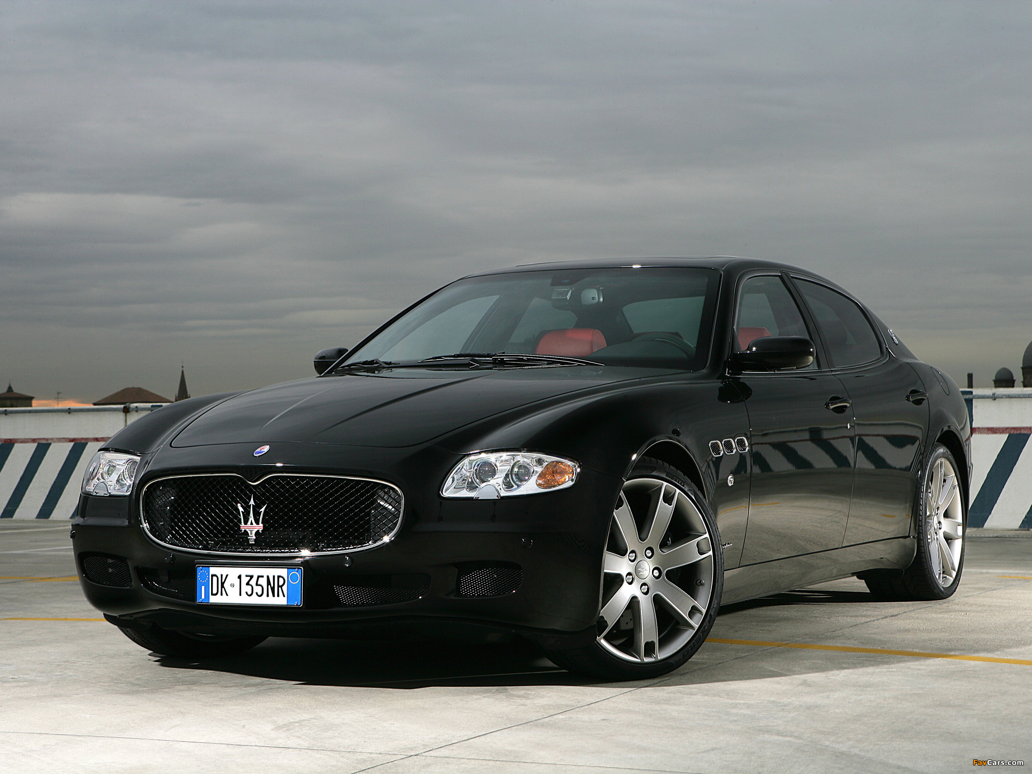 Maserati Quattroporte Sport GT S 2007–08 images (2048 x 1536)