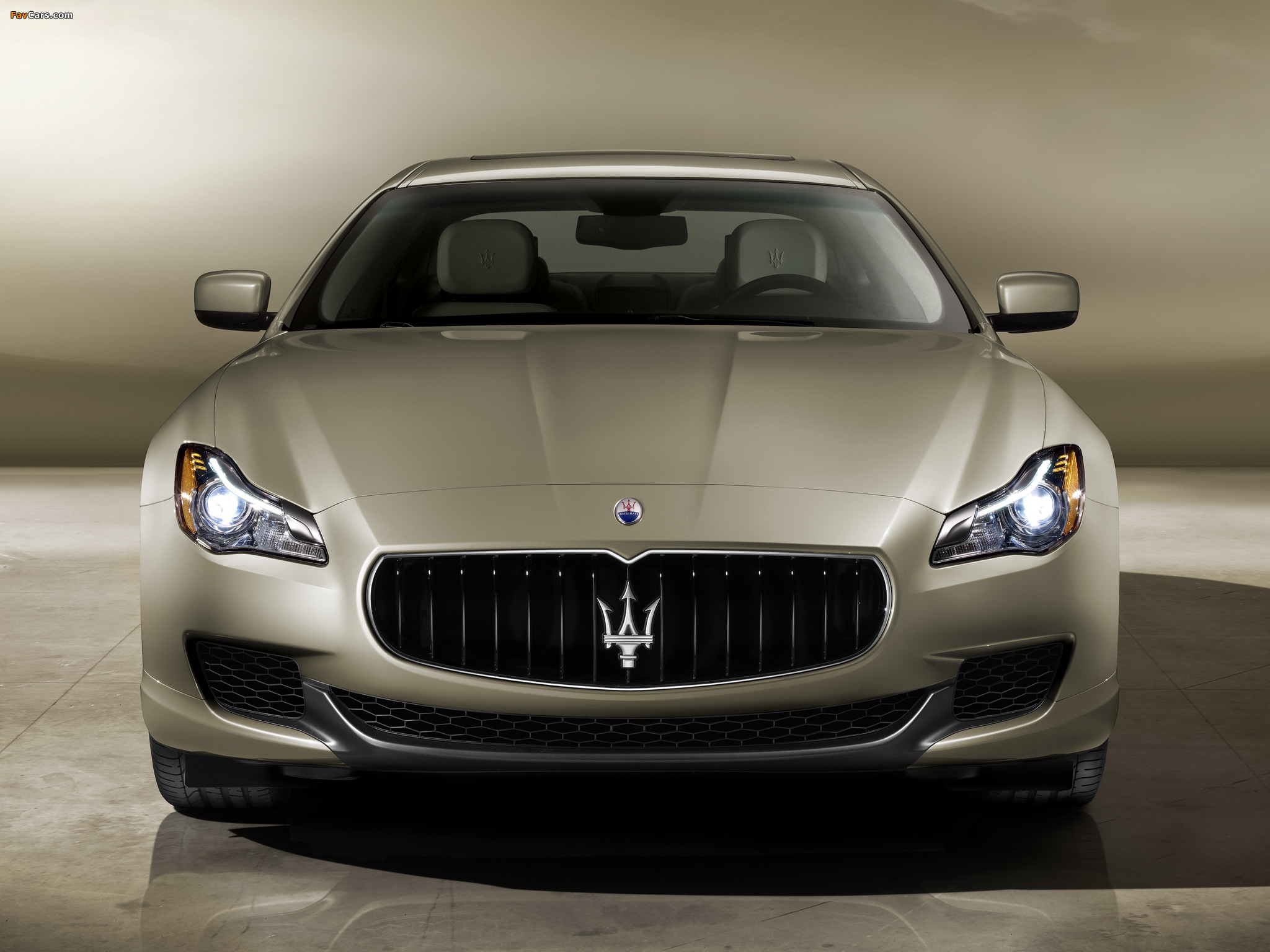 Maserati Quattroporte GTS 2013 wallpapers (2048 x 1536)