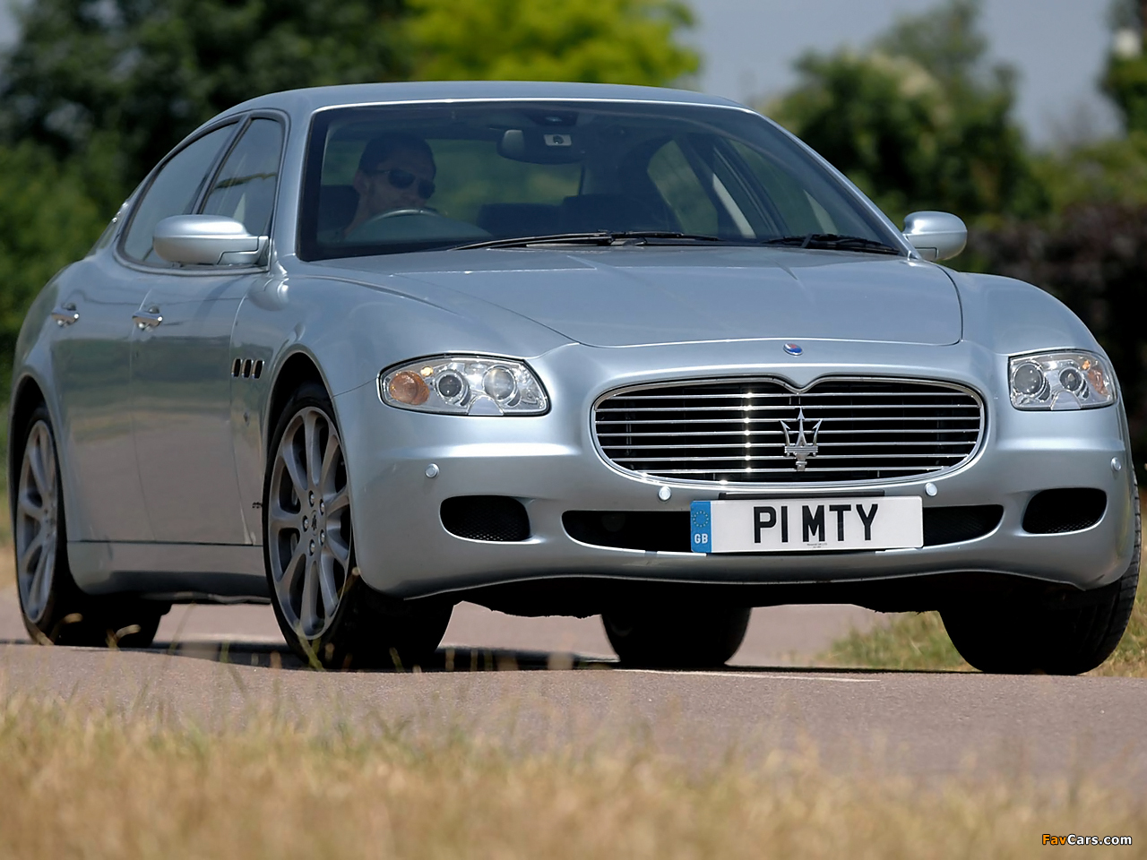 Photos of Maserati Quattroporte UK-spec 2004–08 (1280 x 960)