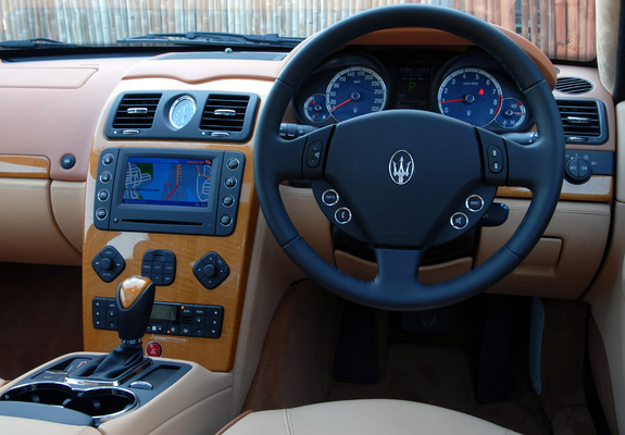 Photos of Maserati Quattroporte Automatic AU-spec (V) 2005–08