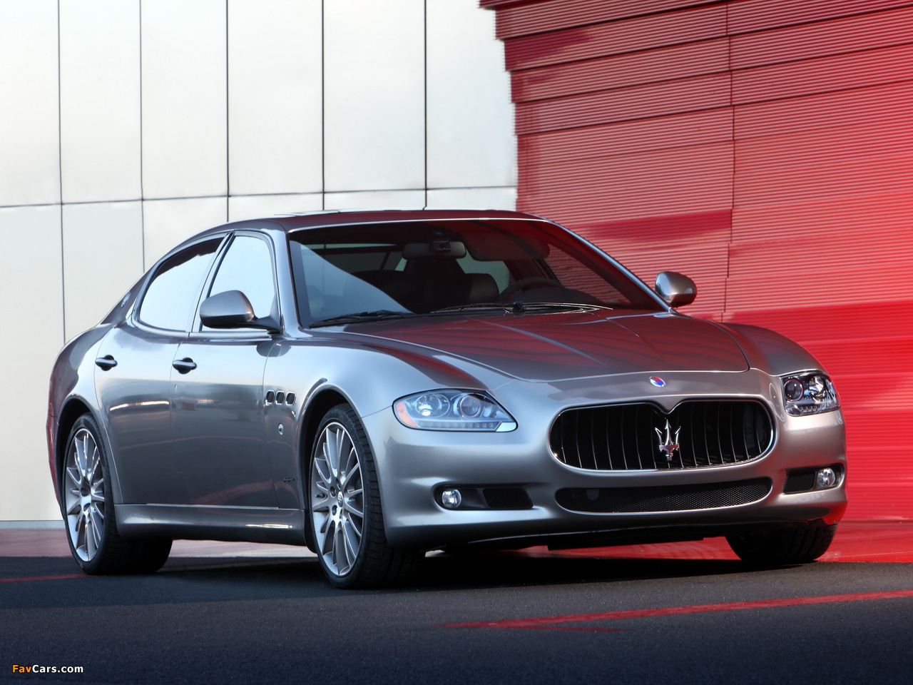 Photos of Maserati Quattroporte Sport GT S 2009–12 (1280 x 960)