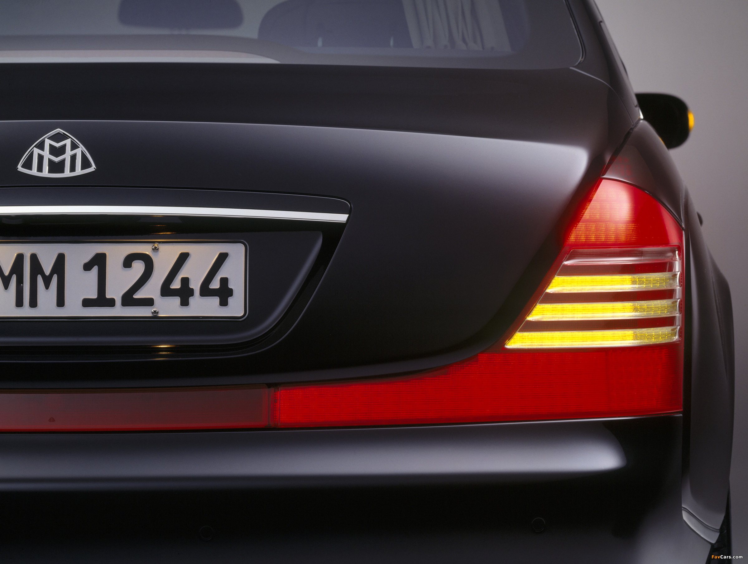 Maybach 57 (W240) 2002–10 wallpapers (2400 x 1808)
