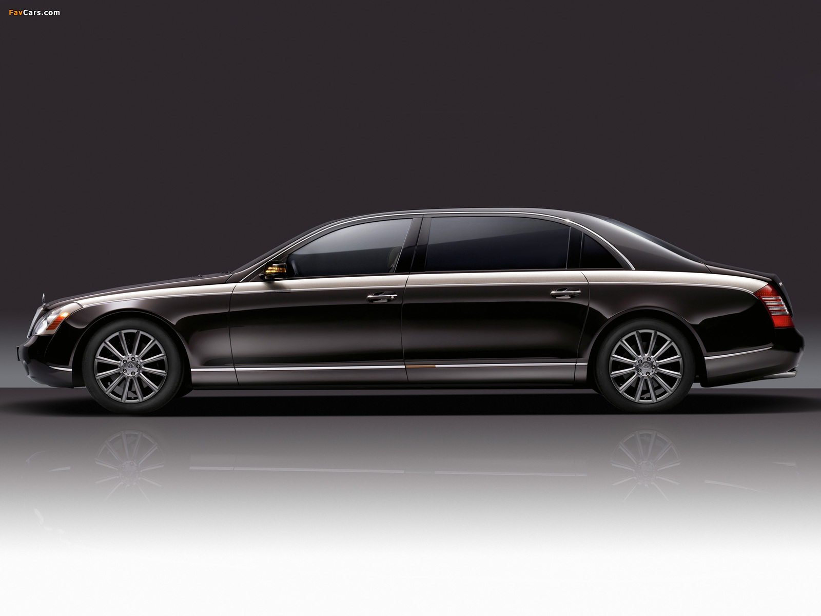 Maybach 62 Zeppelin 2009 photos (1600 x 1200)