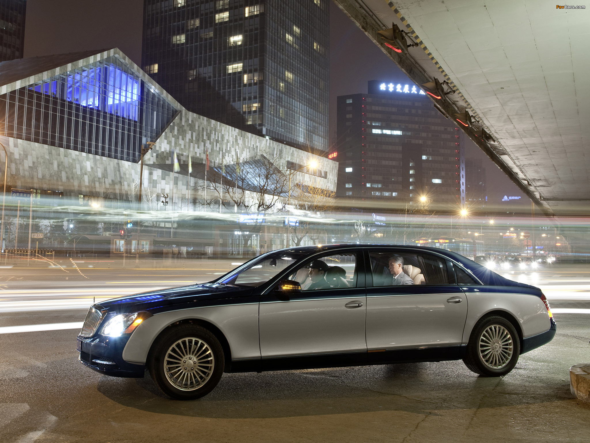 Pictures of Maybach 62 2010 (2048 x 1536)