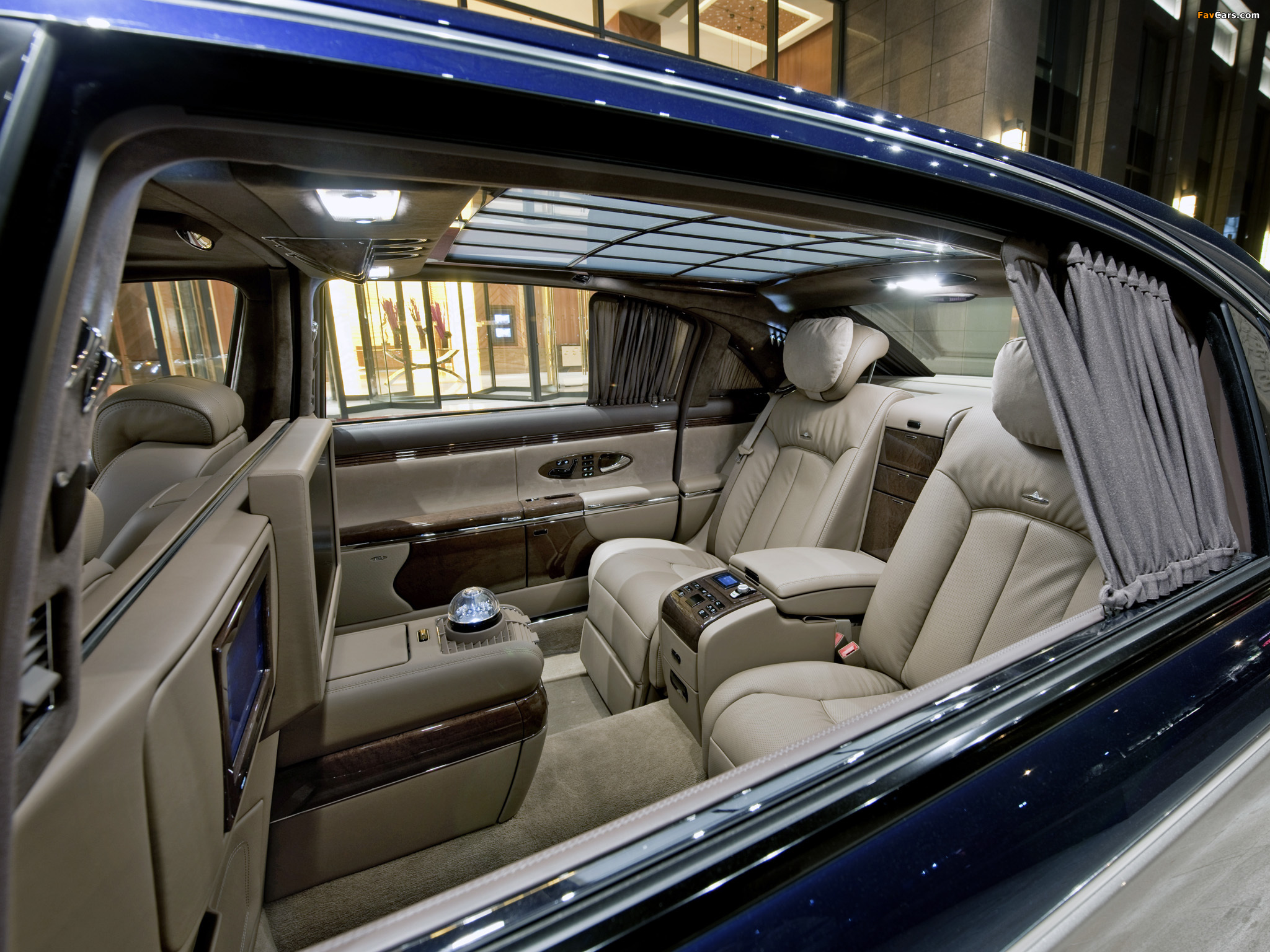 Pictures of Maybach 62 2010–12 (2048 x 1536)