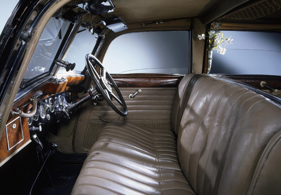 Photos of Maybach Zeppelin DS8 Coupe Limousine 1938