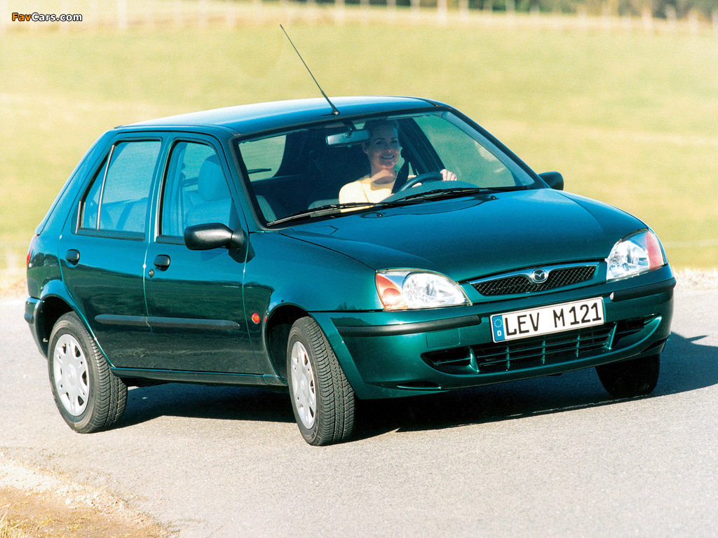 Images of Mazda 121 5-door 1999–2003 (1024 x 768)