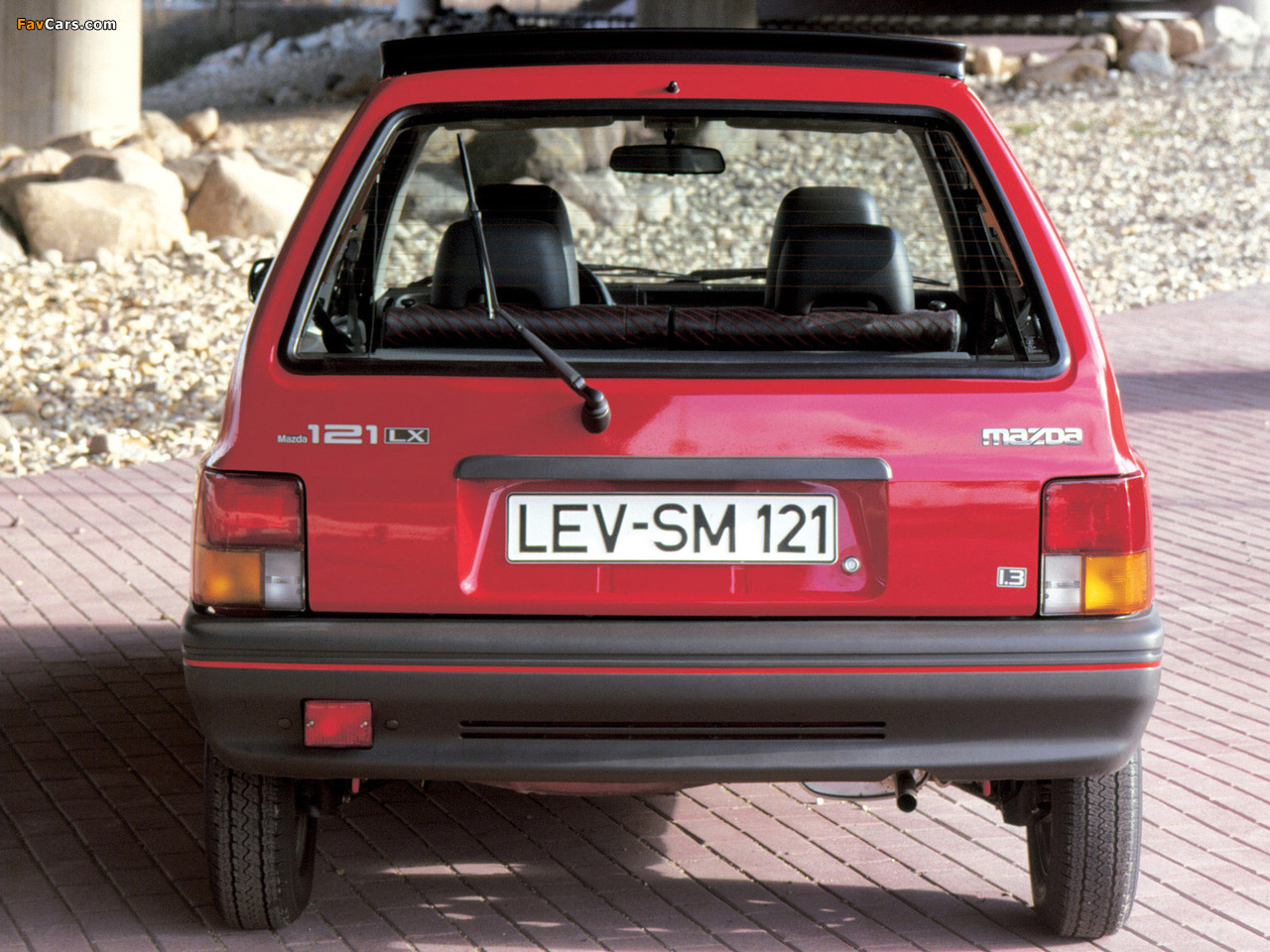 Mazda 121 3-door (DA) 1987–91 photos (1280 x 960)
