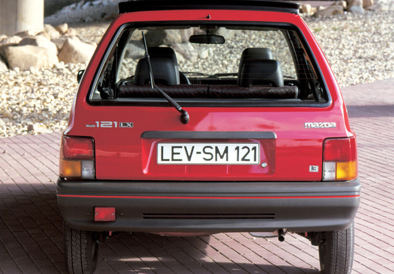 Mazda 121 3-door (DA) 1987–91 photos