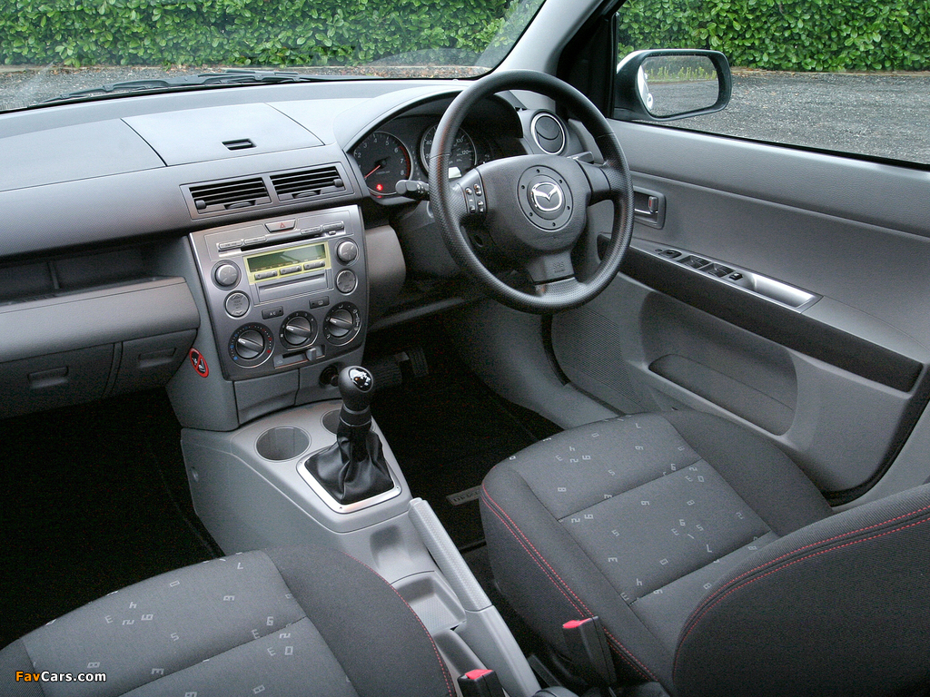Images of Mazda2 UK-spec (DY) 2003–05 (1024 x 768)