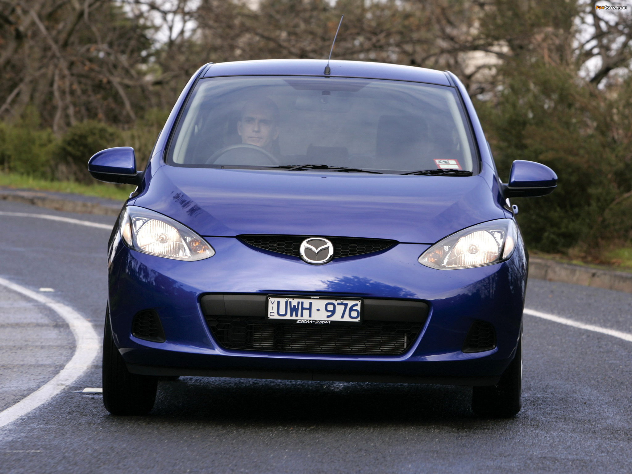 Images of Mazda2 5-door AU-spec (DE) 2007–10 (2048 x 1536)
