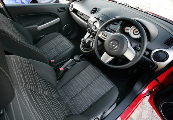 Images of Mazda2 5-door UK-spec (DE) 2007–10