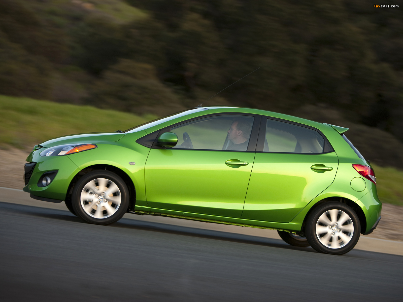 Images of Mazda2 US-spec (DE2) 2010 (1600 x 1200)