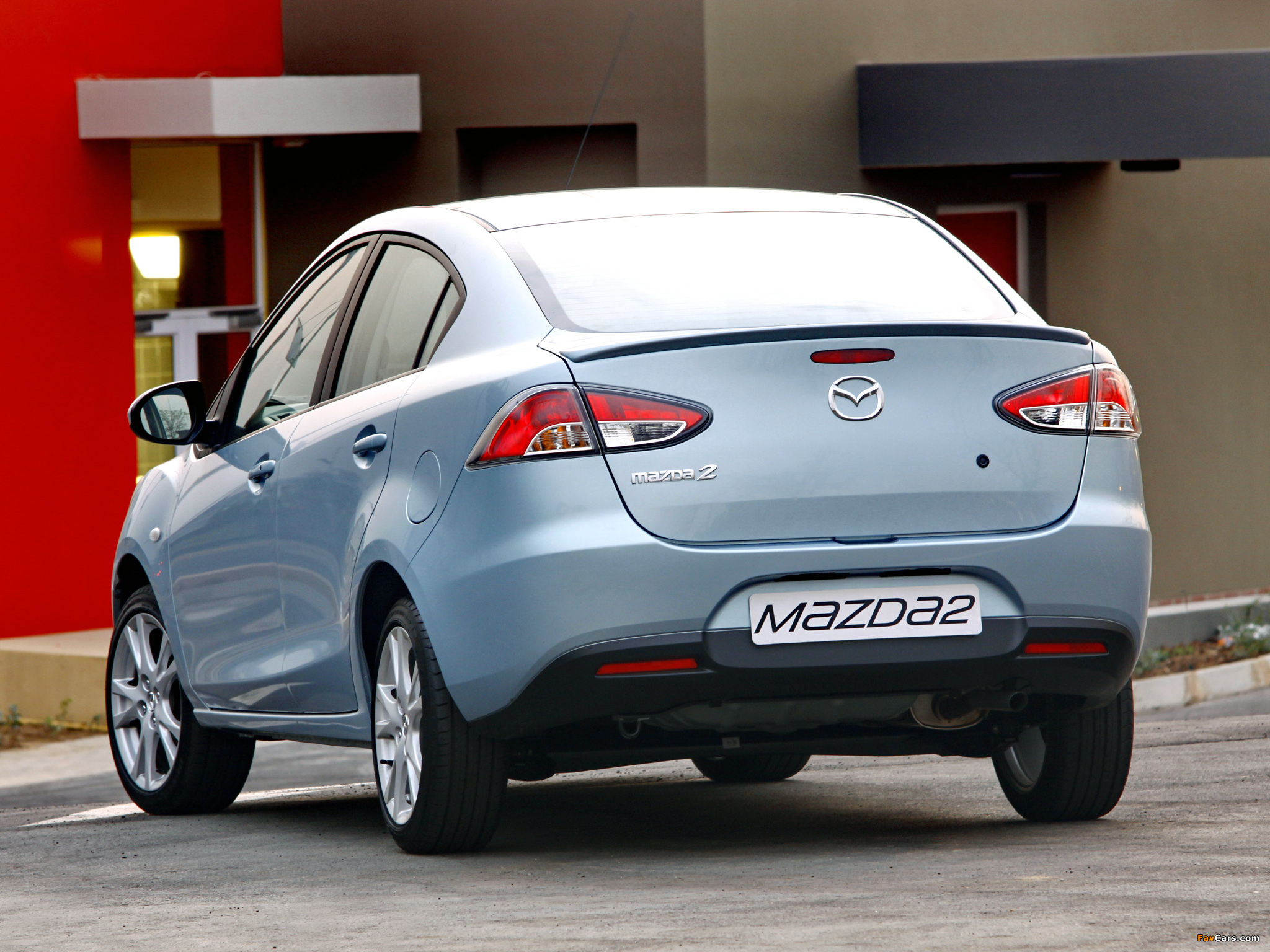 Images of Mazda2 Sedan ZA-spec (DE2) 2010–12 (2048 x 1536)
