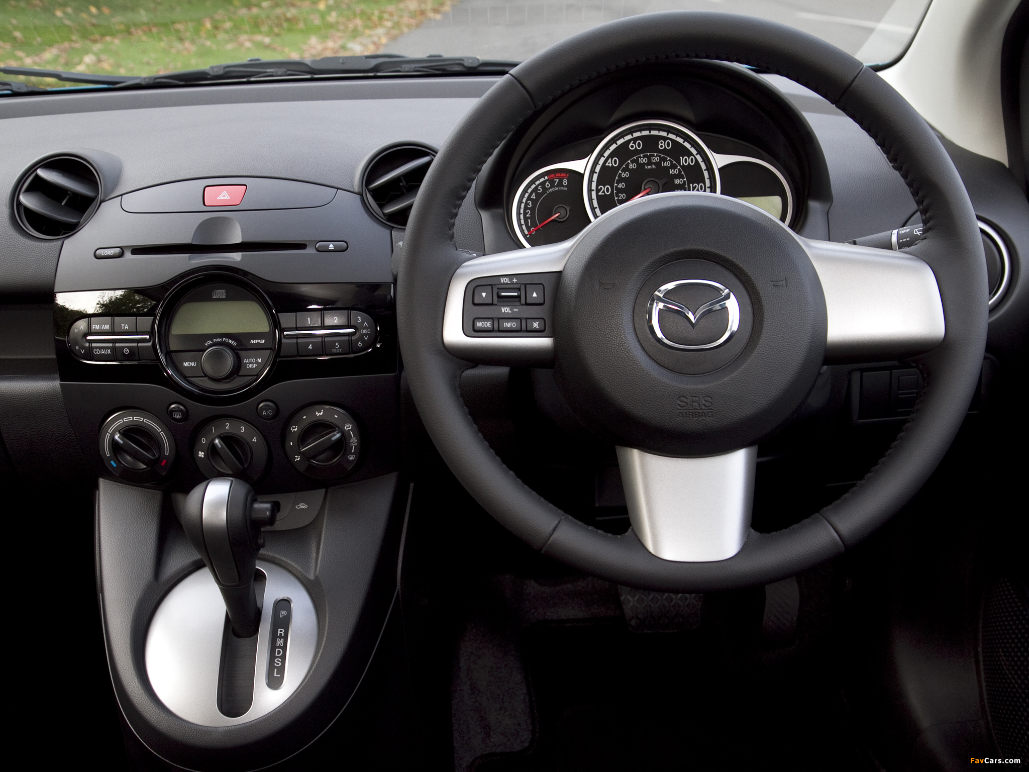Images of Mazda 2 5-door UK-spec 2010 (2048 x 1536)