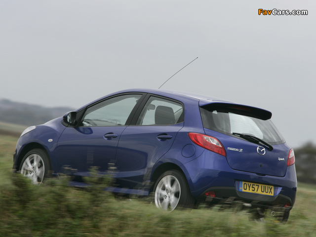 Mazda 2 Sport 5-door UK-spec 2007–10 pictures (640 x 480)