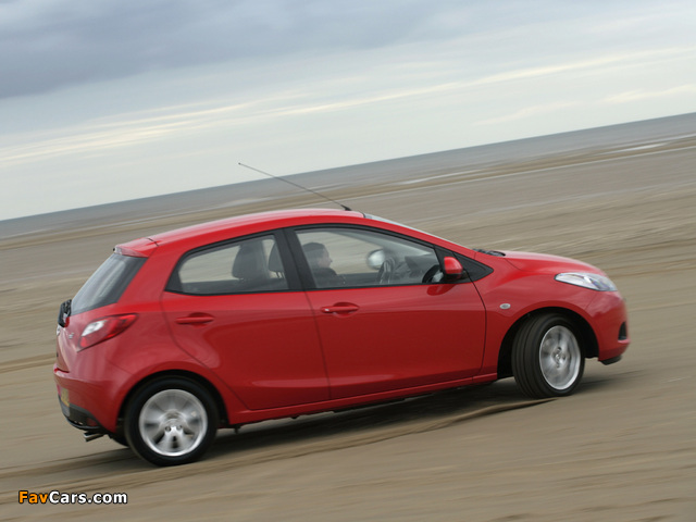 Mazda2 5-door UK-spec (DE) 2007–10 wallpapers (640 x 480)