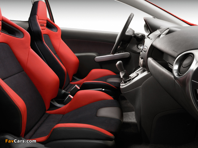 Mazda2 Sport 3-door (DE) 2008–10 photos (640 x 480)