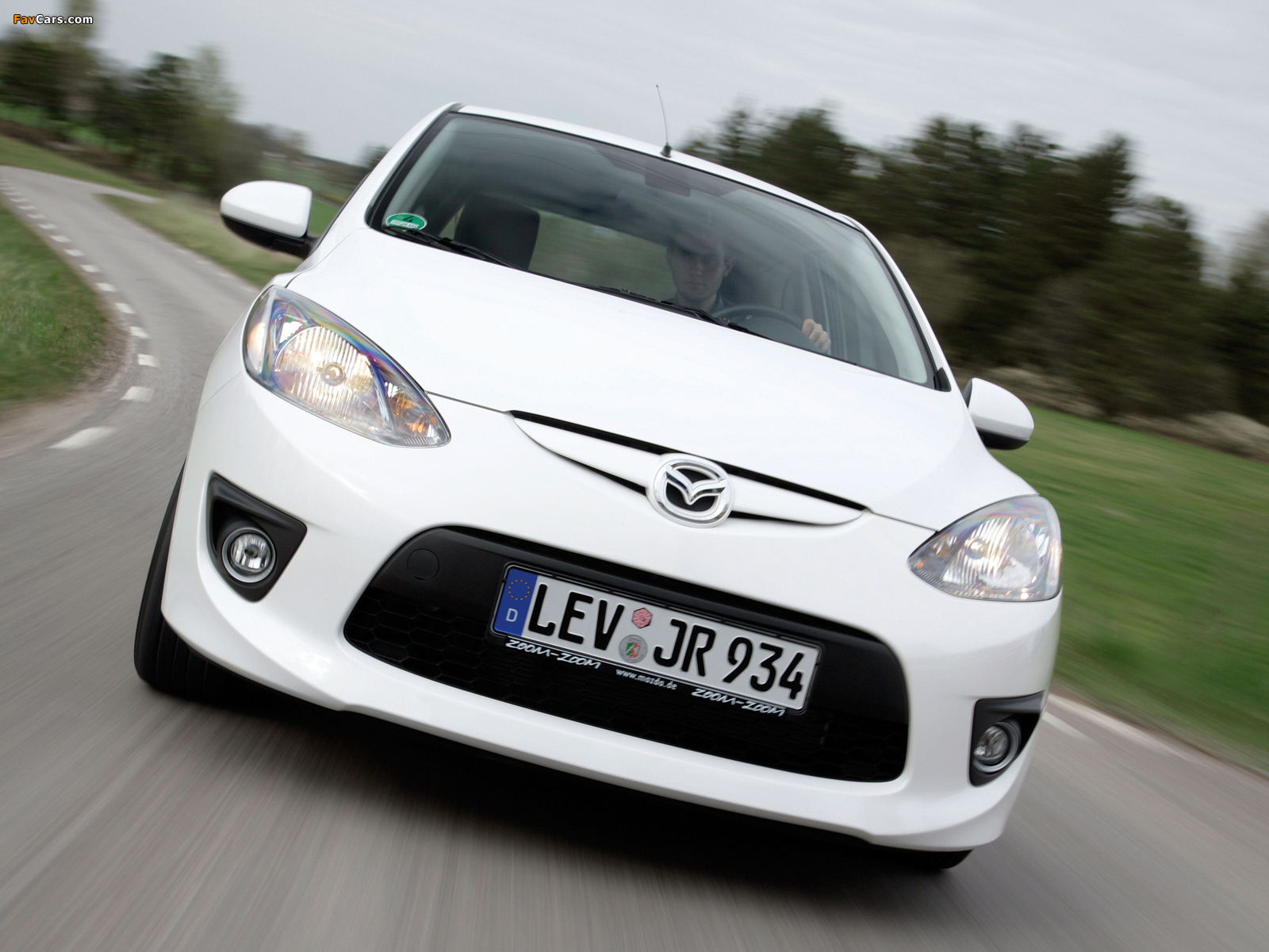 Mazda2 Sport 3-door (DE) 2008–10 photos (1600 x 1200)