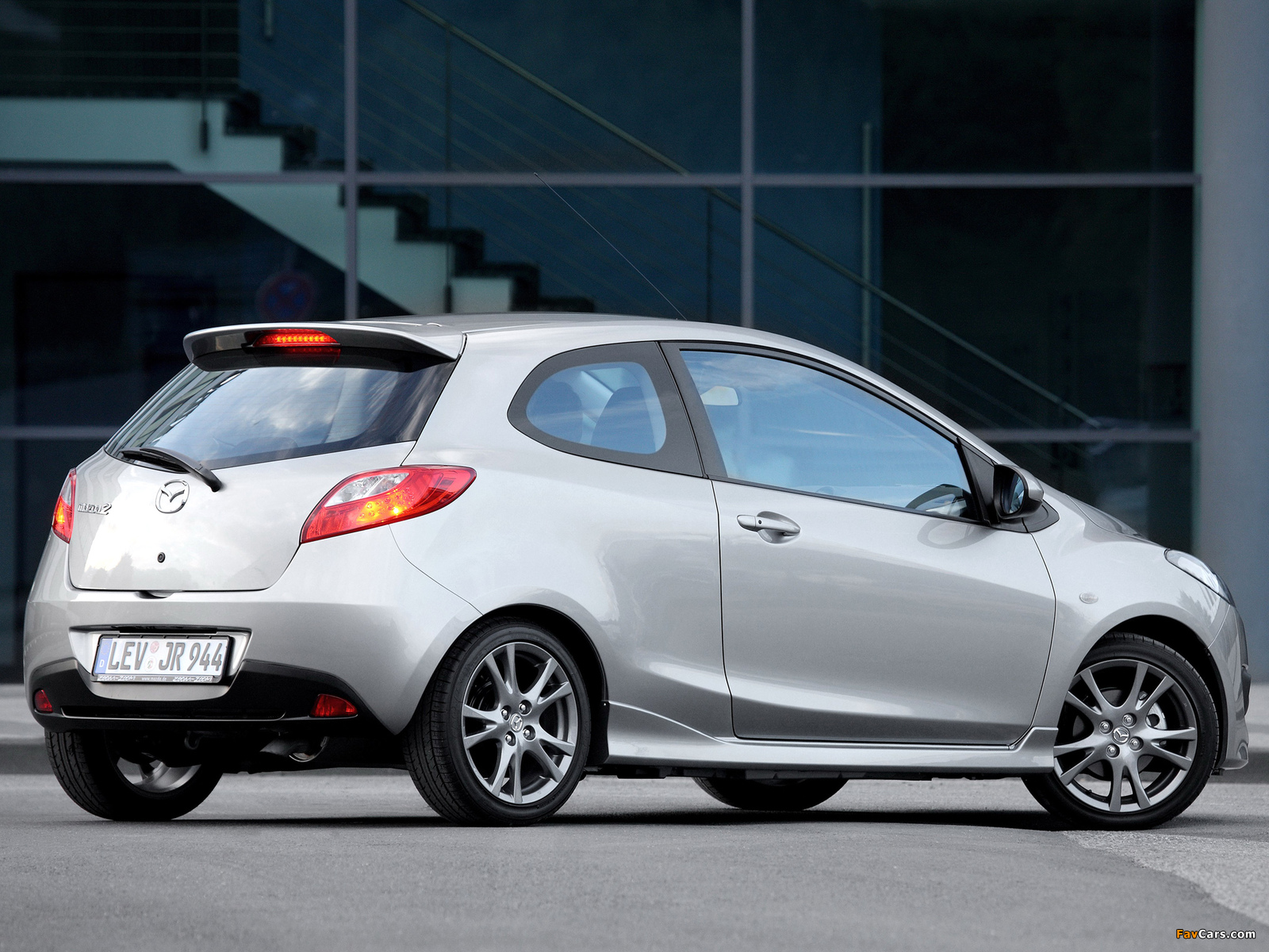 Mazda2 Sport 3-door (DE) 2008–10 pictures (1600 x 1200)