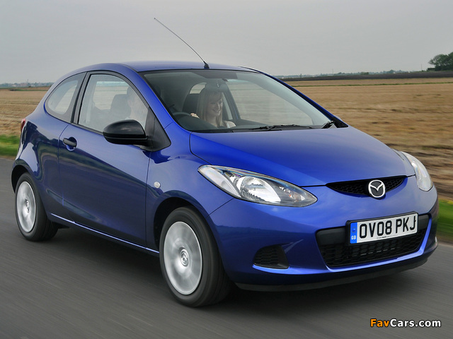 Mazda2 3-door UK-spec (DE) 2008–10 pictures (640 x 480)