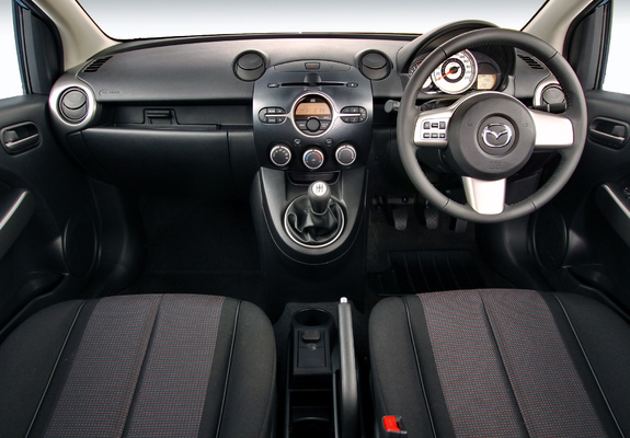 Mazda2 Sedan ZA-spec (DE2) 2010–12 images