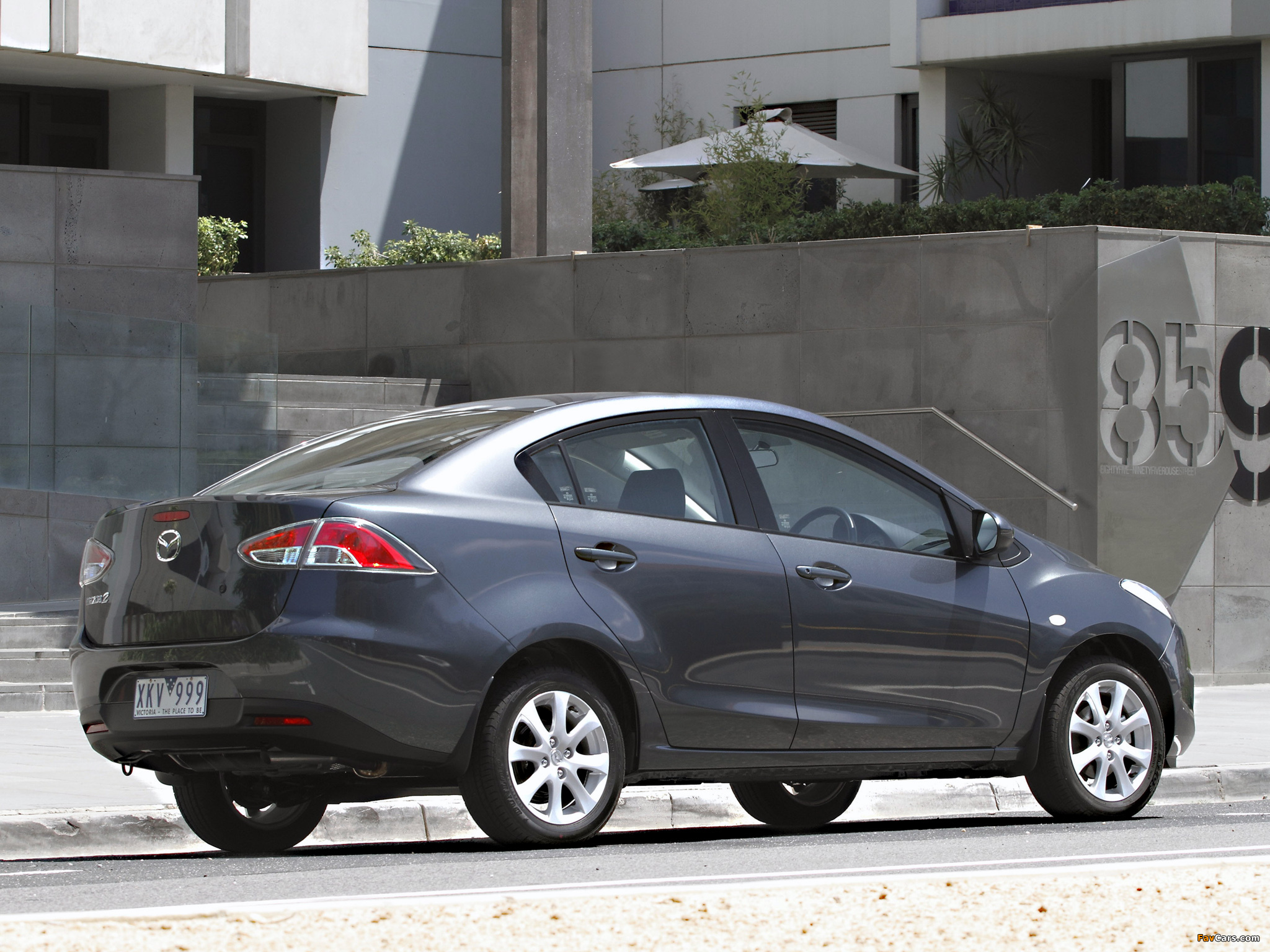Mazda2 Sedan AU-spec (DE2) 2010–12 photos (2048 x 1536)