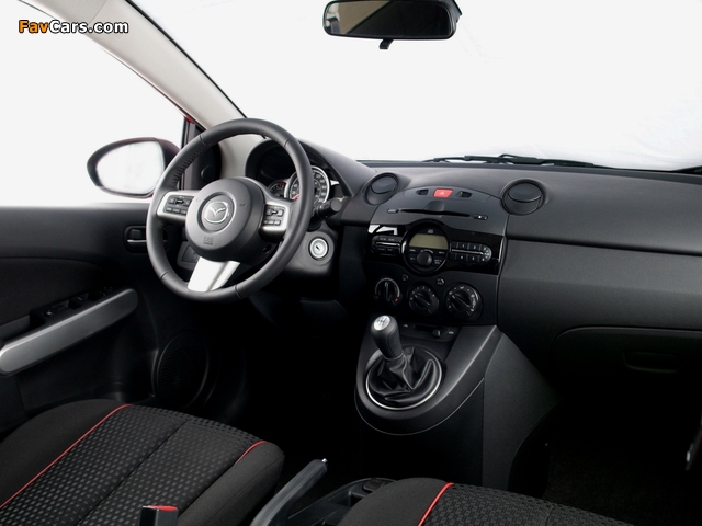 Mazda2 US-spec (DE2) 2010 pictures (640 x 480)