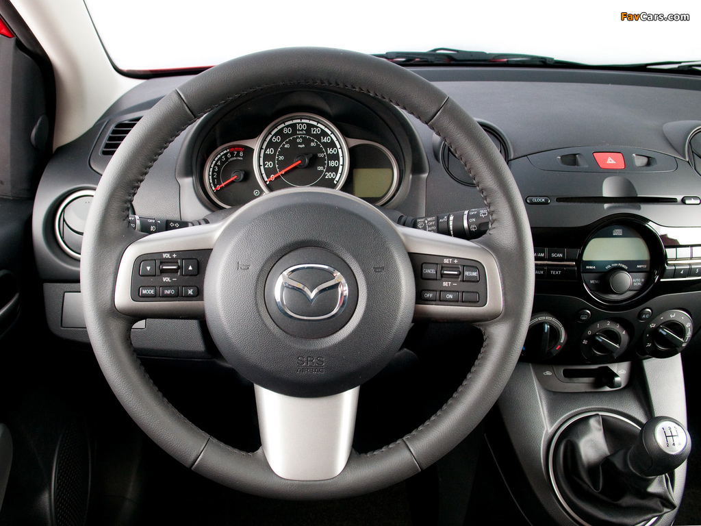 Mazda2 US-spec (DE2) 2010 pictures (1024 x 768)