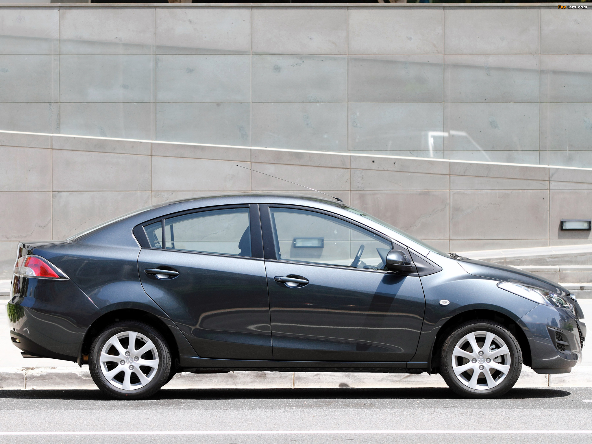 Mazda2 Sedan AU-spec (DE2) 2010–12 pictures (2048 x 1536)