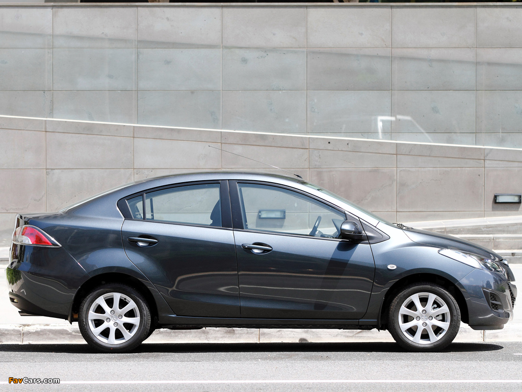 Mazda2 Sedan AU-spec (DE2) 2010–12 pictures (1024 x 768)