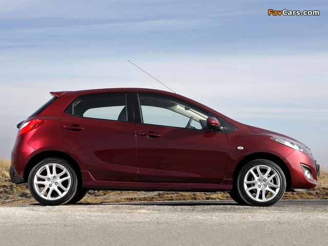 Mazda2 Takuya (DE2) 2011 wallpapers (640 x 480)