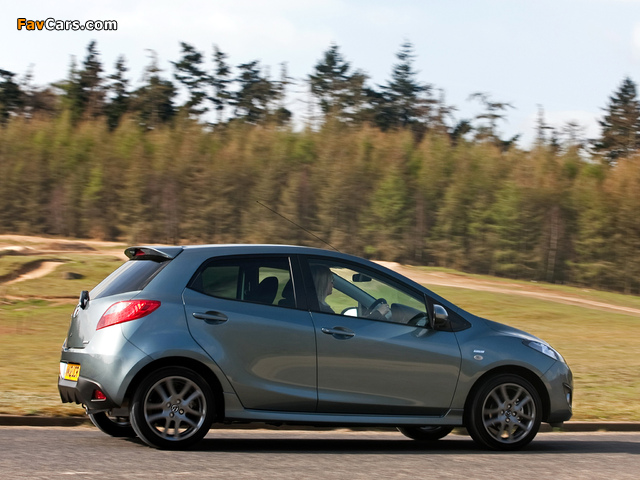 Mazda2 Venture (DE2) 2012 pictures (640 x 480)