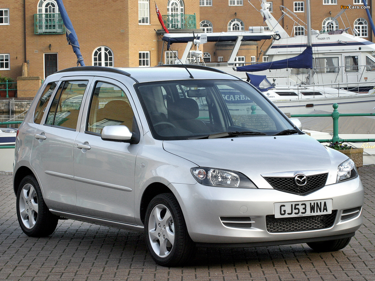 Photos of Mazda2 UK-spec (DY) 2003–05 (1280 x 960)