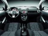 Photos of Mazda 2 5-door 2007–10