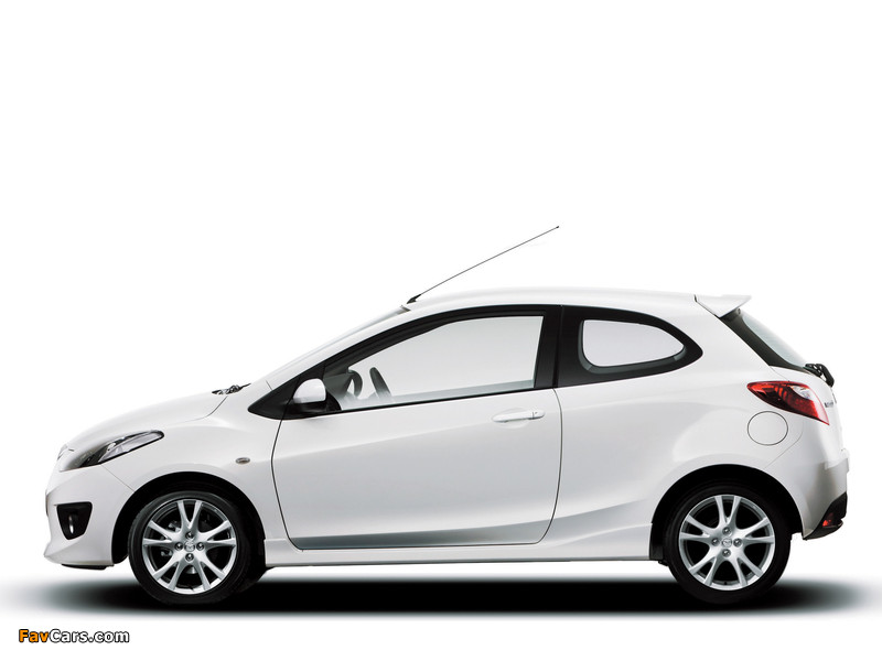 Photos of Mazda2 Sport 3-door (DE) 2008–10 (800 x 600)