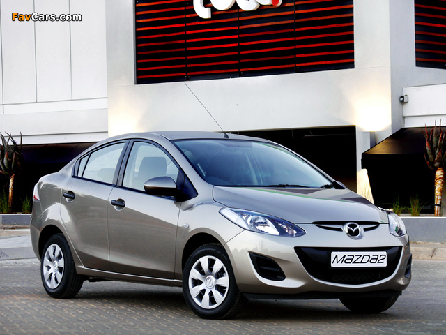 Photos of Mazda2 Sedan ZA-spec (DE2) 2010–12 (640 x 480)