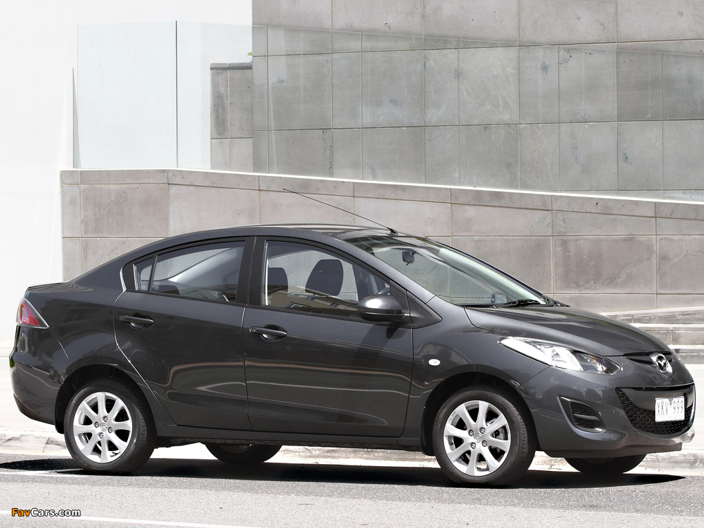 Photos of Mazda2 Sedan AU-spec (DE2) 2010–12 (1024 x 768)