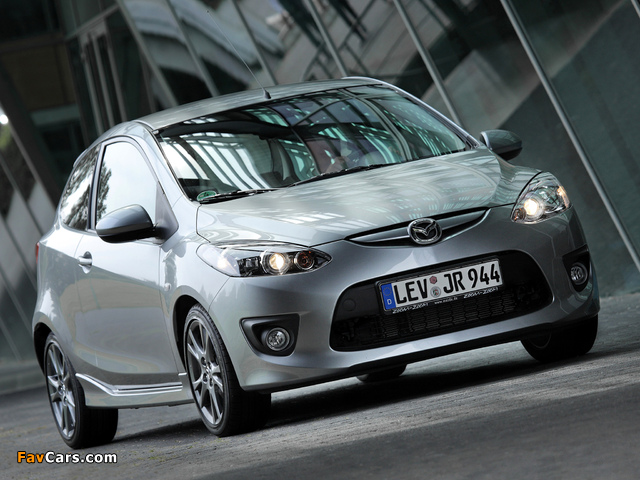 Pictures of Mazda2 Sport 3-door (DE) 2008–10 (640 x 480)