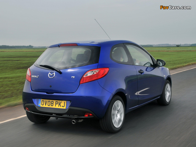 Pictures of Mazda2 3-door UK-spec (DE) 2008–10 (640 x 480)