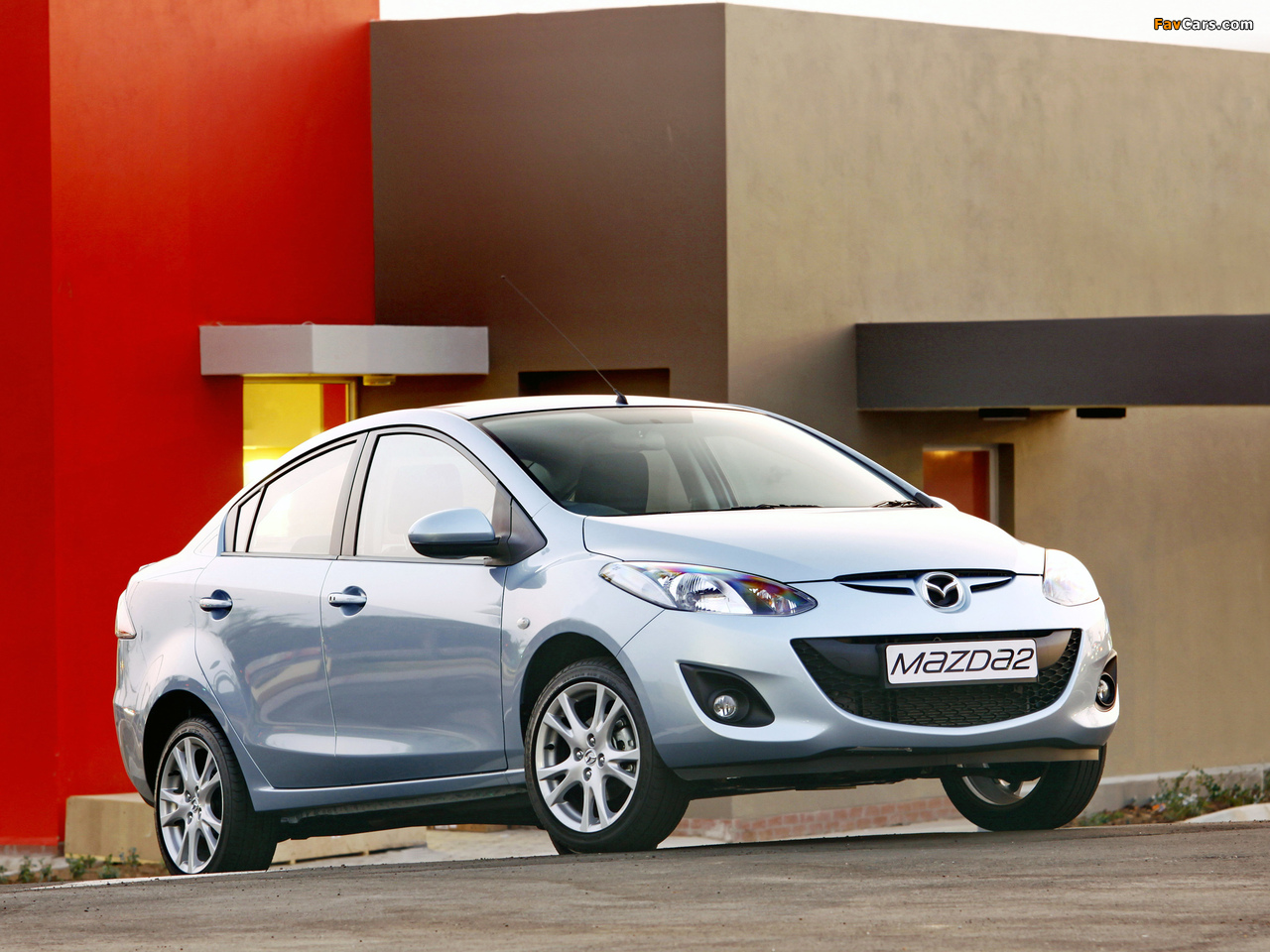 Pictures of Mazda2 Sedan ZA-spec (DE2) 2010–12 (1280 x 960)