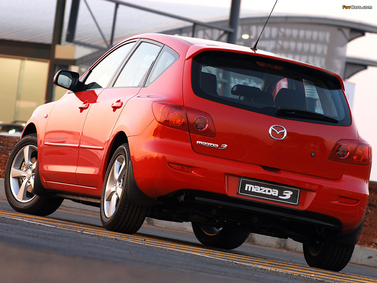 Images of Mazda3 Hatchback ZA-spec 2003–06 (1280 x 960)