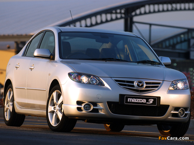 Images of Mazda3 Sport Sedan ZA-spec (BK) 2004–06 (640 x 480)