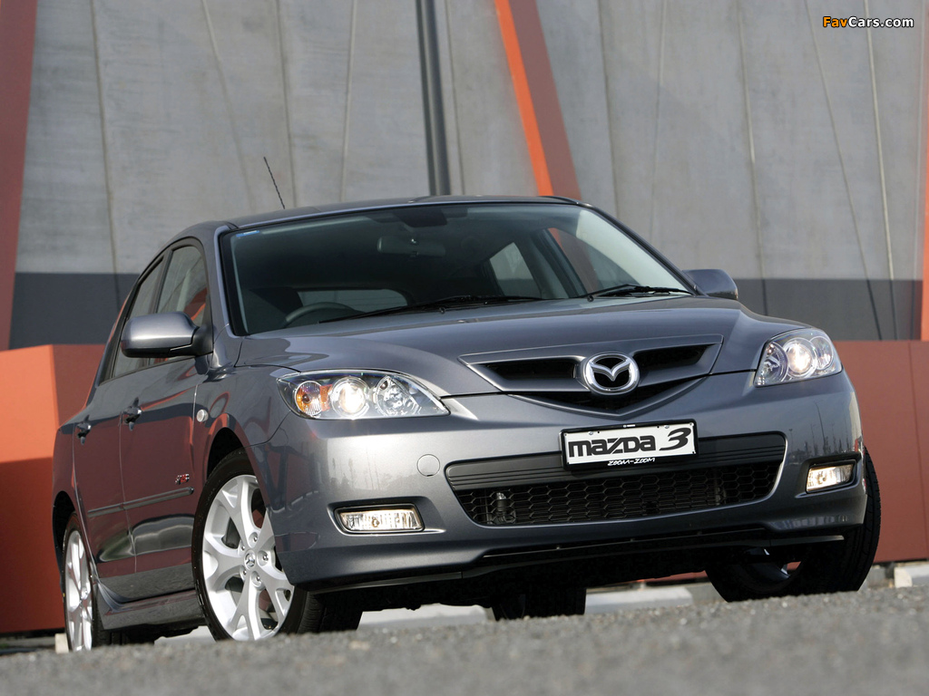 Images of Mazda3 Hatchback SP23 (BK2) 2006–09 (1024 x 768)